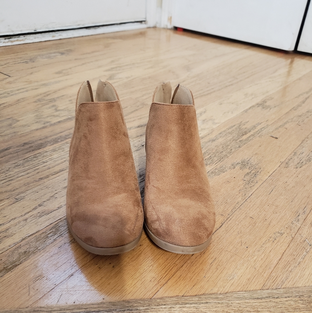 Ankle boots